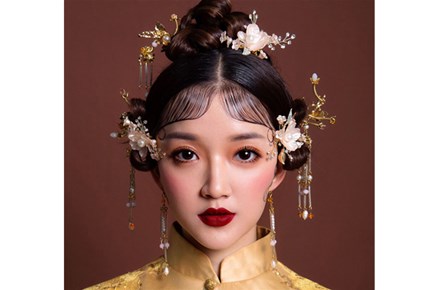 南阳化妆学校告诉你如何画出自然又好看的唇妆